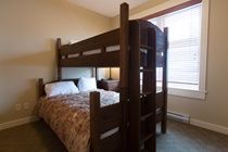 Snowbird Lodge Westbank エクステリア 写真