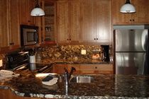 Snowbird Lodge Westbank エクステリア 写真