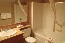 Snowbird Lodge Westbank エクステリア 写真